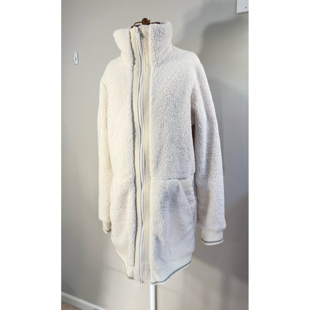 Athleta Tugga Coat Sherpa Coat Natural